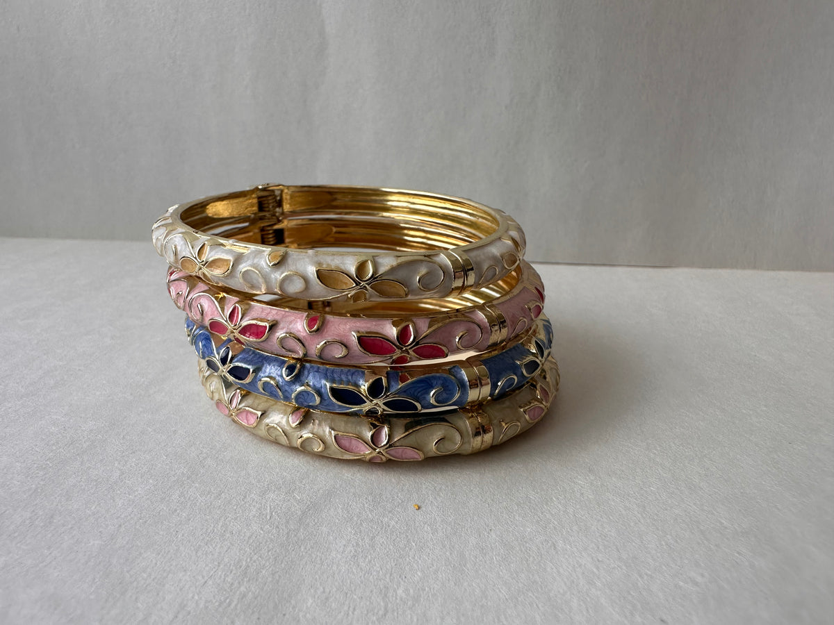 Vintage 1980s Style Enamel Floral Scrollwork Hinged Cuff