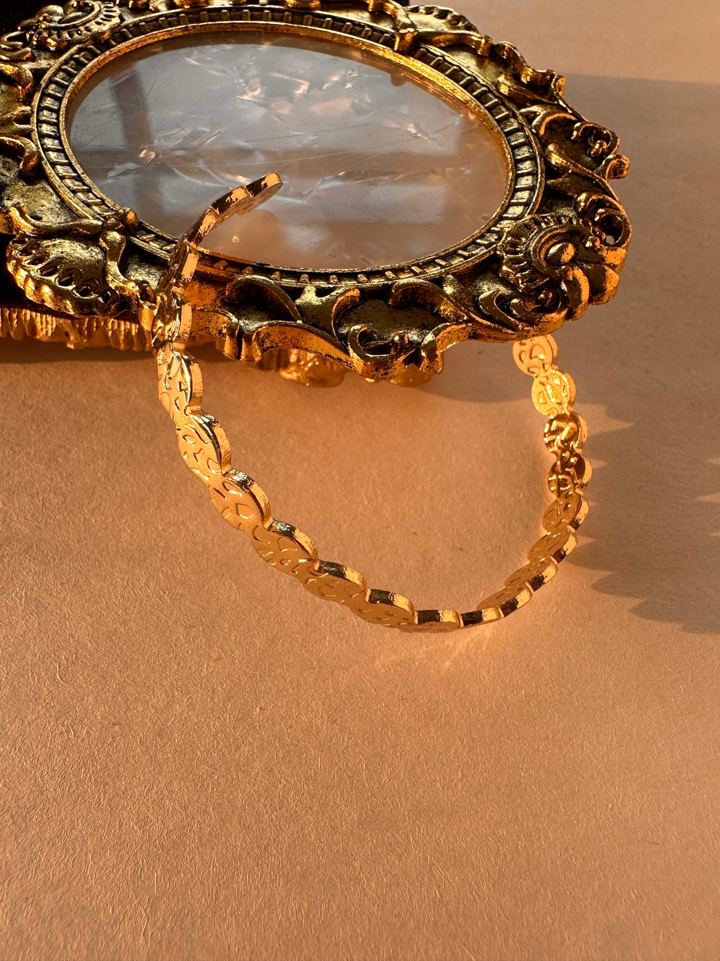 Vintage Floral Filigree Open Cuff Bangle