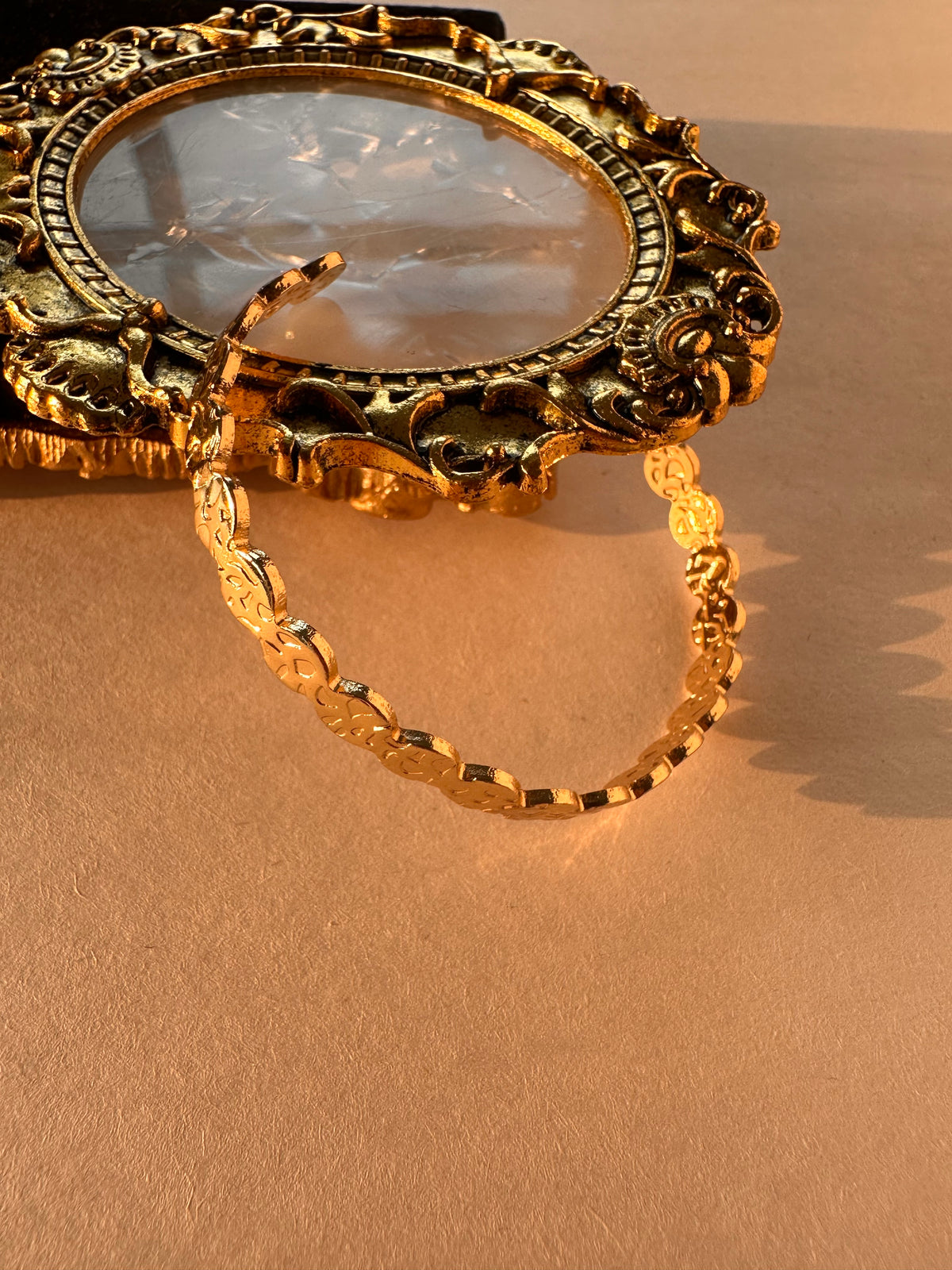 Vintage Floral Filigree Open Cuff Bangle