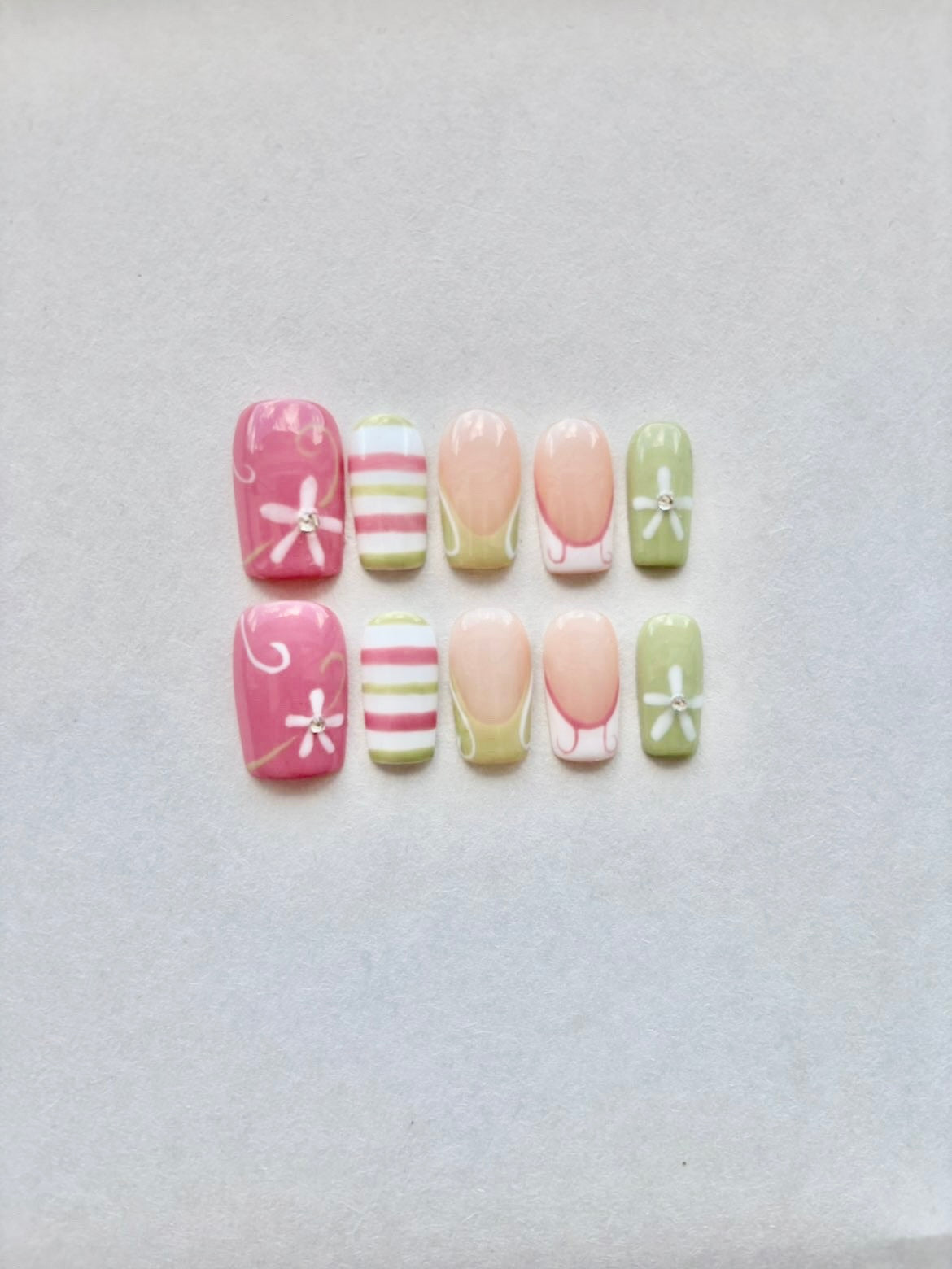 Pastel Matcha & Bubblegum Pink Flower Press-On Nails