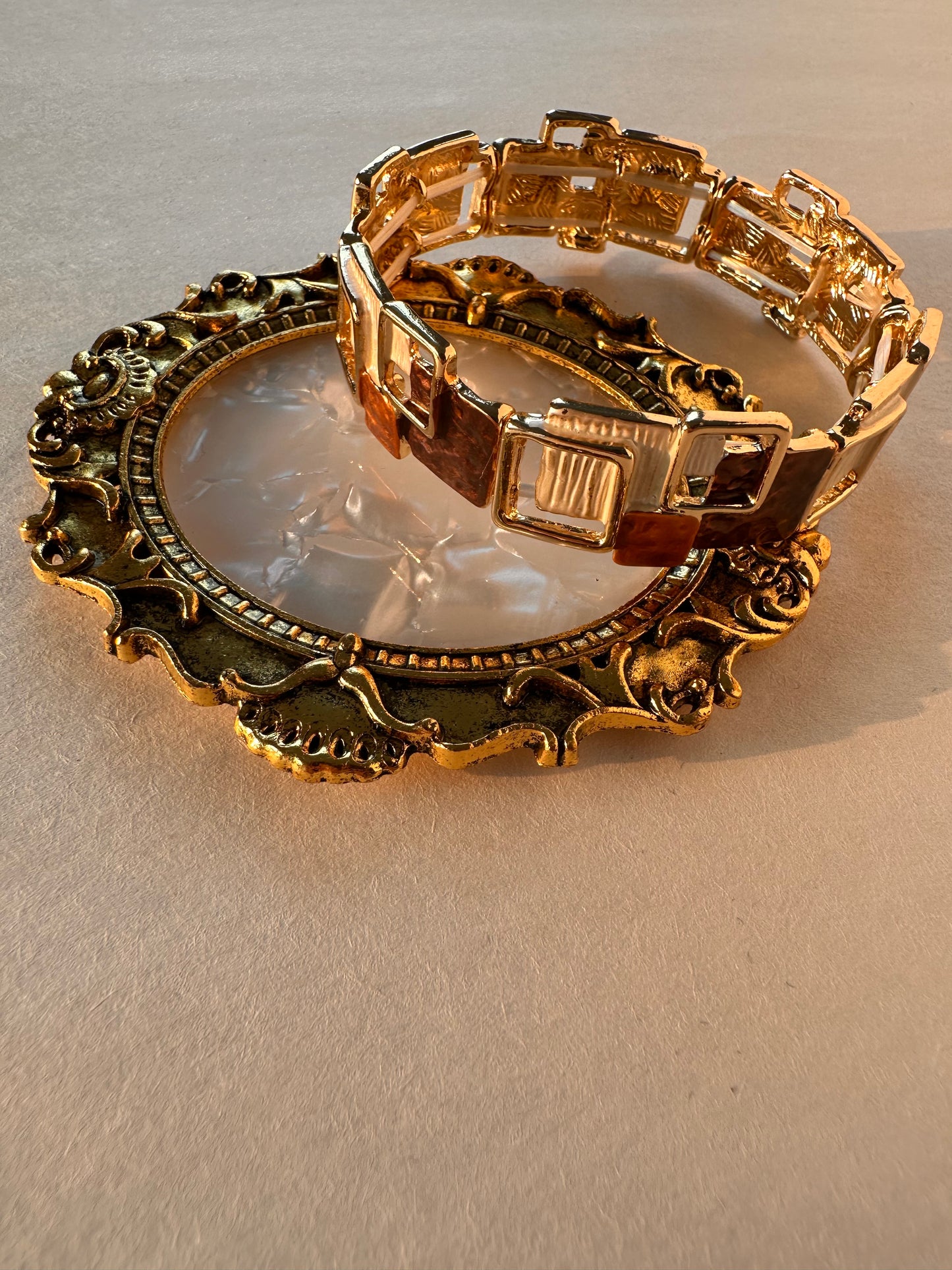 Vintage Geometric Multi-Tone Link Bracelet