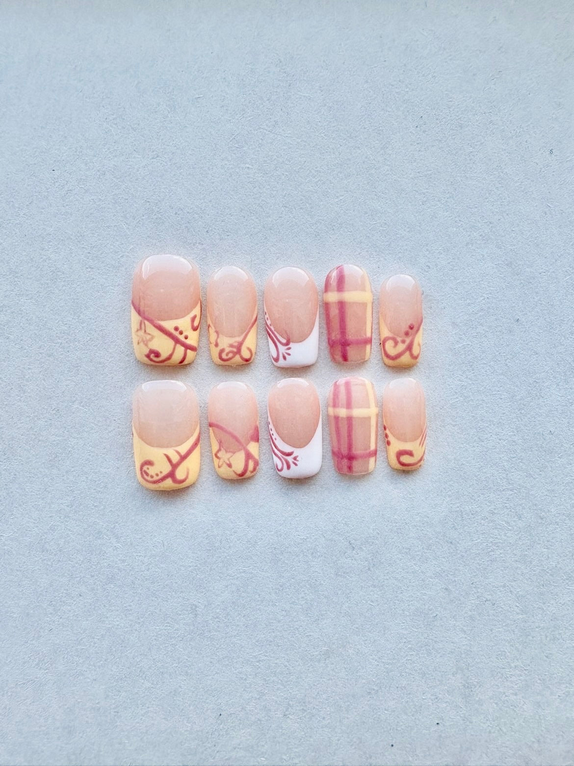 Autumn Warmth Abstract Plaid Press-On Nails
